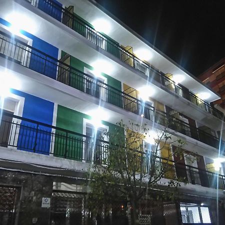 Hostal El Mercat فيياخويوسا المظهر الخارجي الصورة