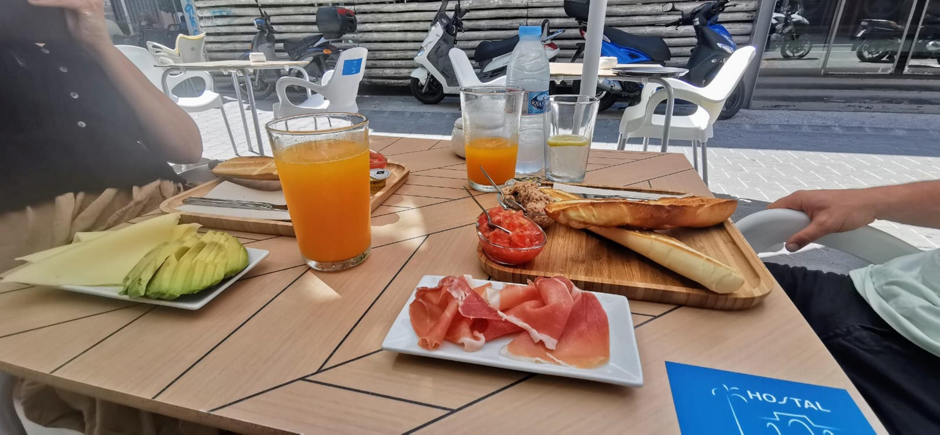 Hostal El Mercat فيياخويوسا المظهر الخارجي الصورة