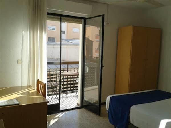 Hostal El Mercat فيياخويوسا المظهر الخارجي الصورة